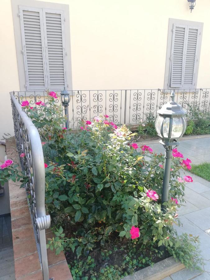 Casa Di Pietro Aretino, Arezzo Centro Storico 4-8 Letti Appartement Buitenkant foto