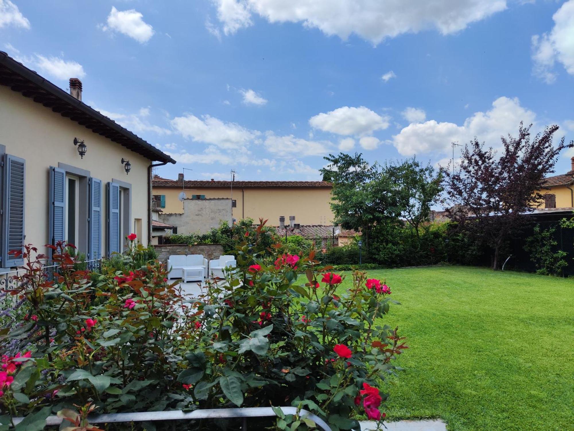 Casa Di Pietro Aretino, Arezzo Centro Storico 4-8 Letti Appartement Buitenkant foto